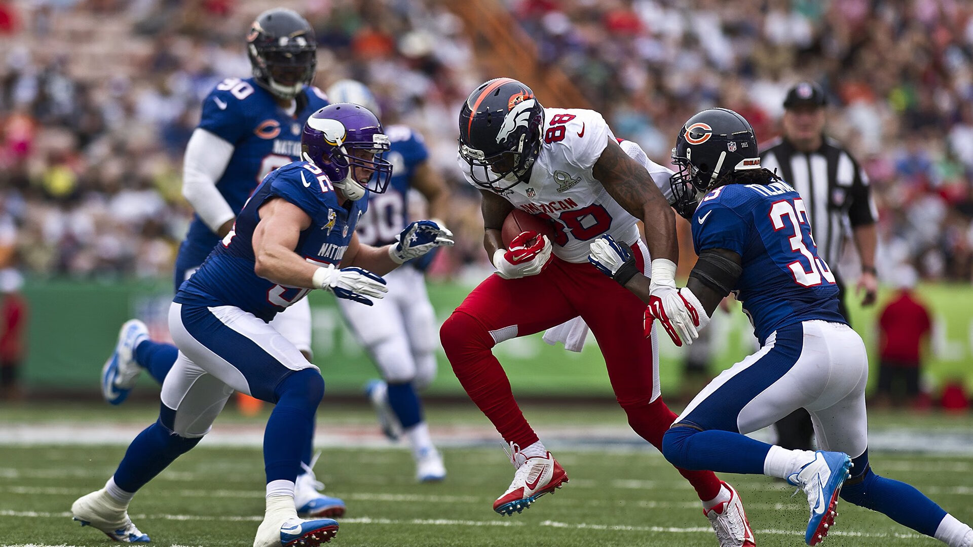 美国队在巴黎奥运会比赛中多次通过中路渗透得分，奥运 美国队入场